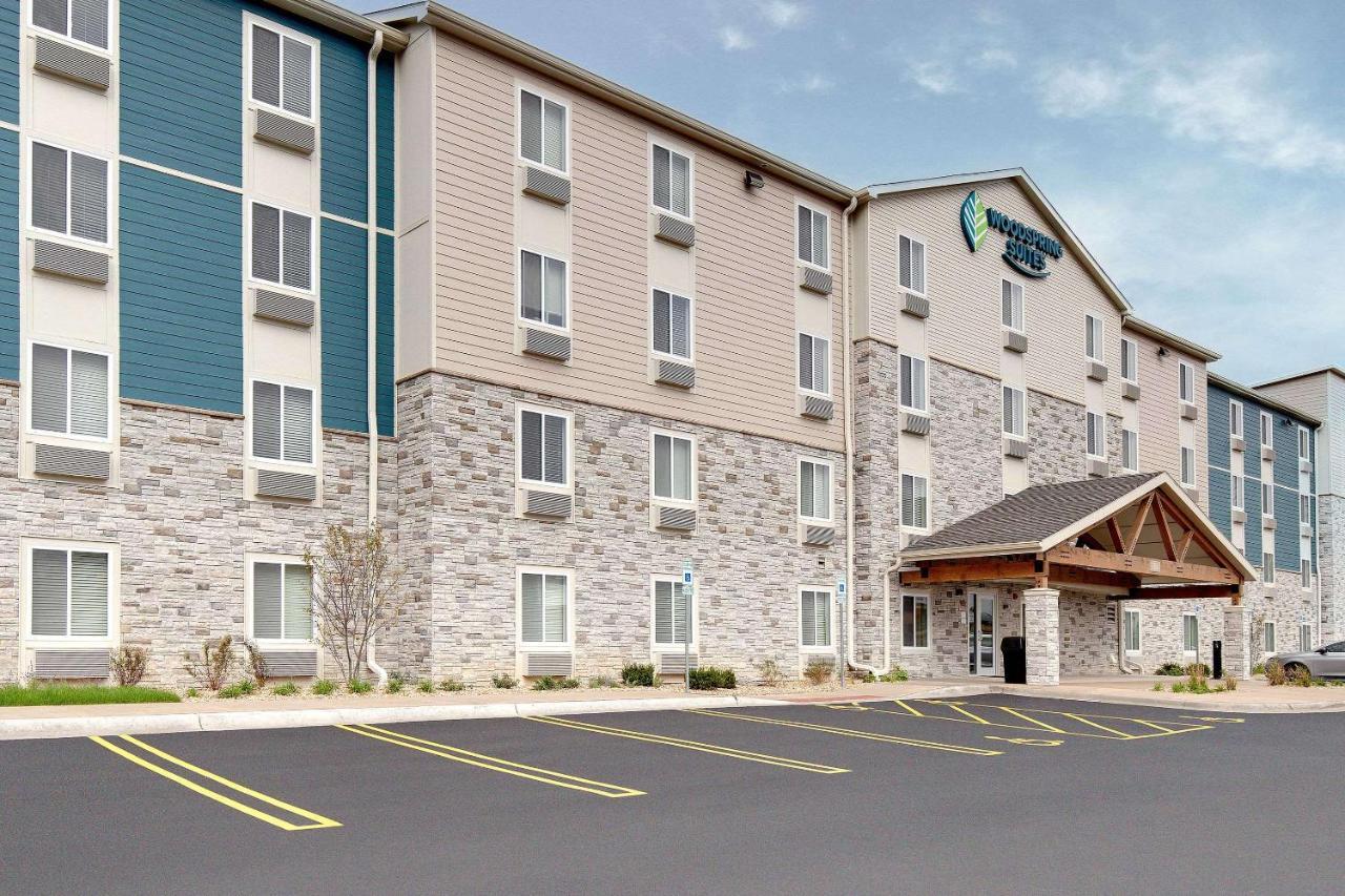 Woodspring Suites Carol Stream - Chicago Экстерьер фото