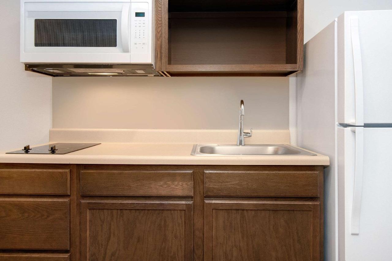 Woodspring Suites Carol Stream - Chicago Экстерьер фото