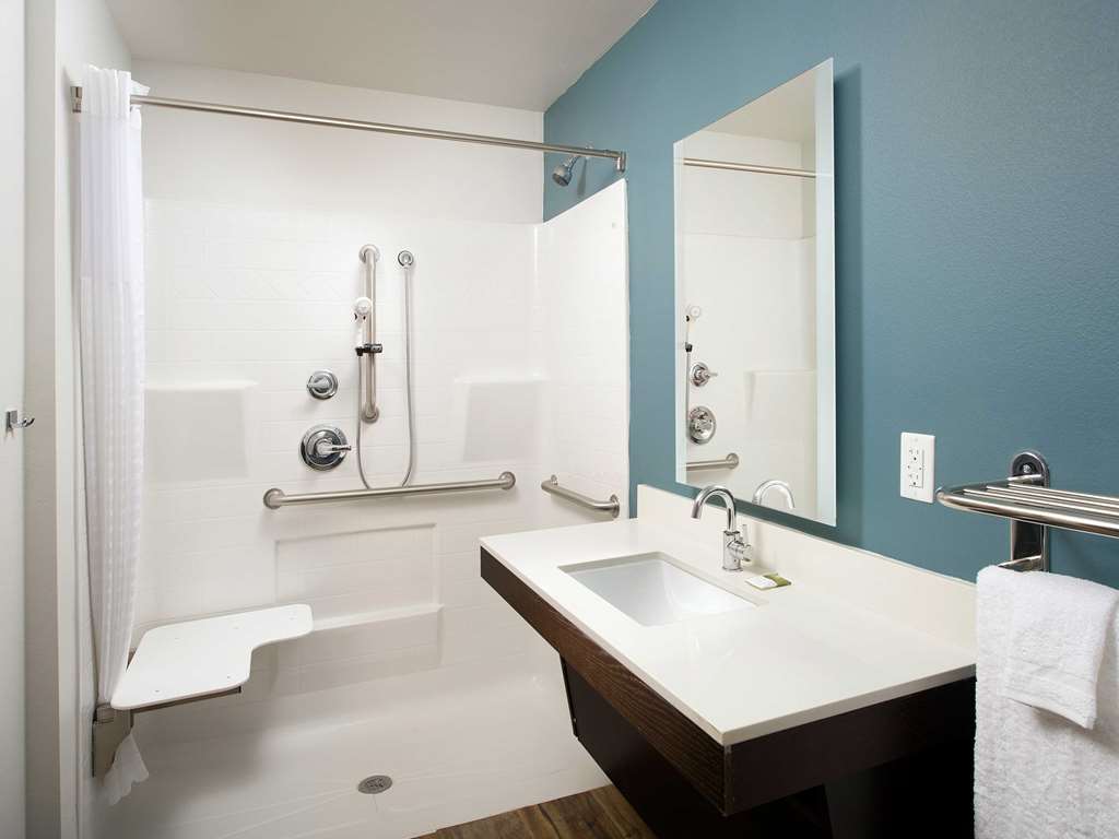 Woodspring Suites Carol Stream - Chicago Номер фото